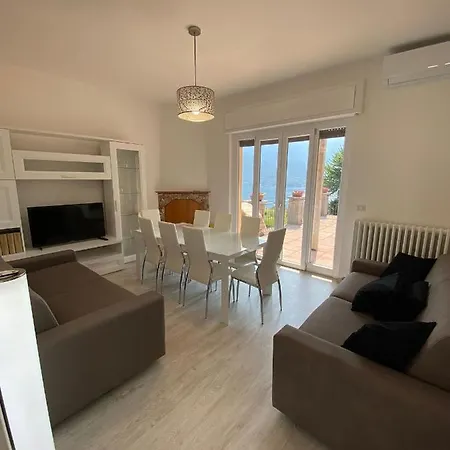 Apartamento La Terrazza Deluxe - View With Terrace *